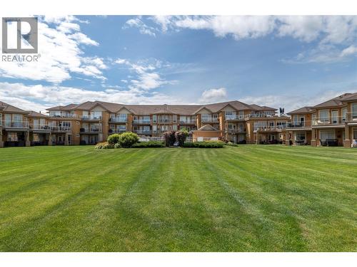3570 Woodsdale Road Unit# 305, Lake Country, BC - Outdoor