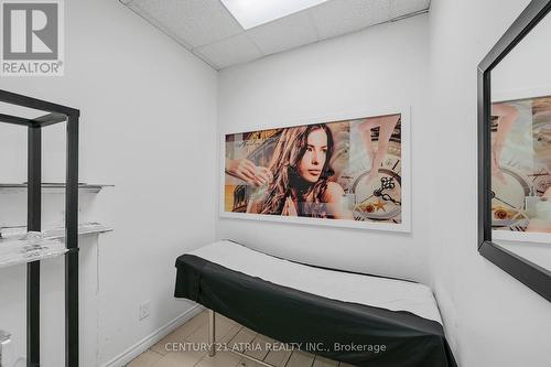 3047 Hurontario Street, Mississauga, ON 