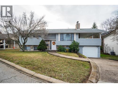 1937 RIVERSIDE Crescent  Castlegar, BC V1N 3W5