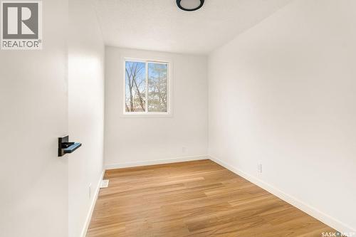 3914 Castle Road, Regina, SK - Indoor Photo Showing Other Room