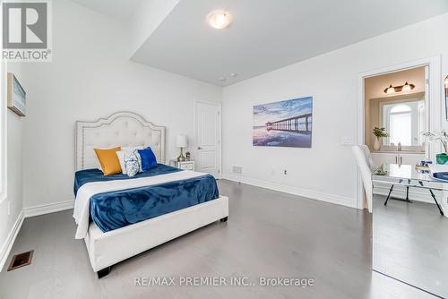 101 Appleyard Avenue, Vaughan, ON - Indoor Photo Showing Bedroom