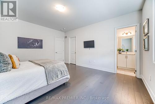 101 Appleyard Avenue, Vaughan, ON - Indoor Photo Showing Bedroom