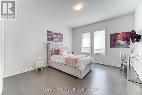 101 Appleyard Avenue, Vaughan, ON - Indoor Photo Showing Bedroom