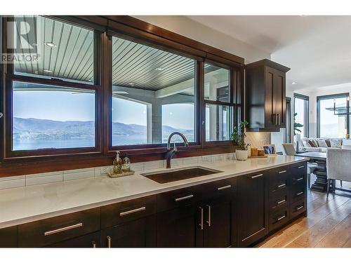 716 Kuipers Crescent, Kelowna, BC - Indoor Photo Showing Other Room