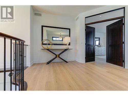 716 Kuipers Crescent, Kelowna, BC - Indoor Photo Showing Other Room