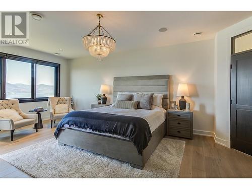 716 Kuipers Crescent, Kelowna, BC - Indoor Photo Showing Bedroom