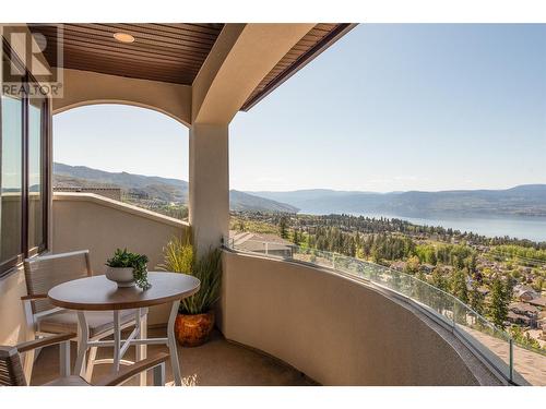 716 Kuipers Crescent, Kelowna, BC - Outdoor With View With Exterior