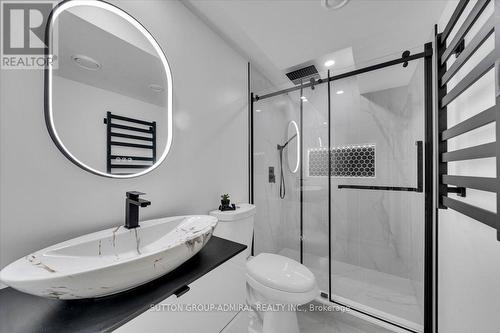 1 - 2600 Glengarry Road, Mississauga, ON - Indoor Photo Showing Bathroom