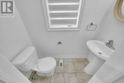 1 - 2600 Glengarry Road, Mississauga, ON - Indoor Photo Showing Bathroom