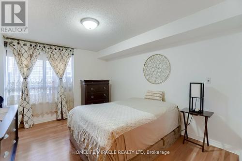 807 - 3880 Duke Of York Boulevard, Mississauga, ON - Indoor Photo Showing Bedroom