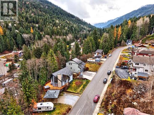 2401 Perrier Lane, Nelson, BC - Outdoor With View