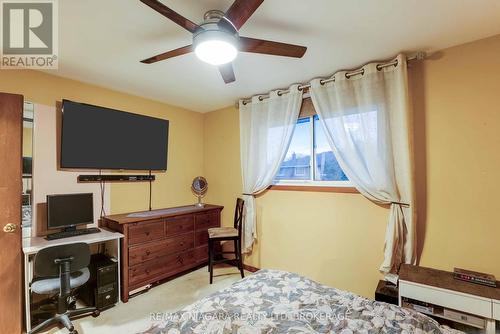5 Rene Lane, St. Catharines (Secord Woods), ON - Indoor Photo Showing Bedroom