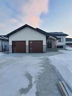 5 Wild Plum Lane  Steinbach, MB R5G 2Z1