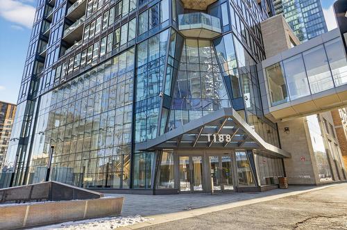 Façade - 1509-1188 Rue St-Antoine O., Montréal (Ville-Marie), QC - Outdoor With Balcony