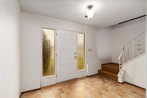 4251 Rossiter Dr, Saanich, BC 