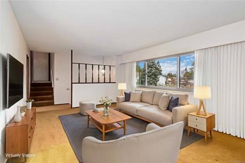 4251 Rossiter Dr, Saanich, BC 