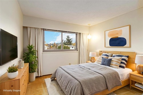 4251 Rossiter Dr, Saanich, BC 