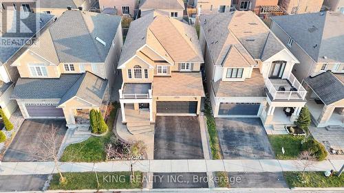 174 Minto Crescent, Milton, ON -  With Facade