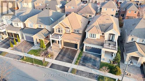 174 Minto Crescent, Milton, ON - 