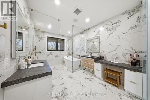 1653 Glenburnie Road, Mississauga, ON - Indoor