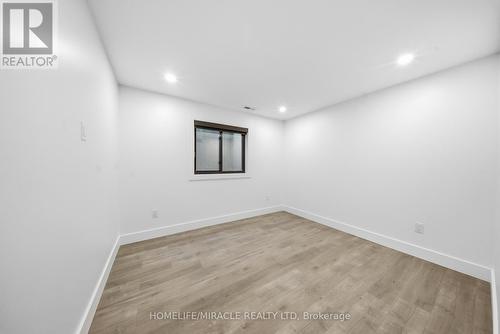 1653 Glenburnie Road, Mississauga, ON - Indoor Photo Showing Other Room