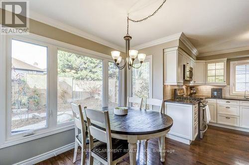 149 Charterhouse Crescent, Hamilton, ON - Indoor Photo Showing Dining Room