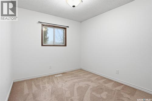 226 Stillwater Drive, Saskatoon, SK - Indoor Photo Showing Other Room