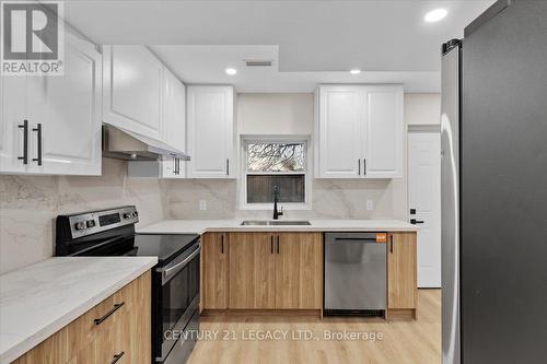 Kitchen - 2027 Churchill Avenue, Burlington, ON - Indoor Photo Showing Kitchen With Upgraded Kitchen