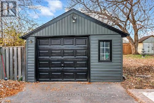 Garage - 2027 Churchill Avenue, Burlington, ON - Outdoor