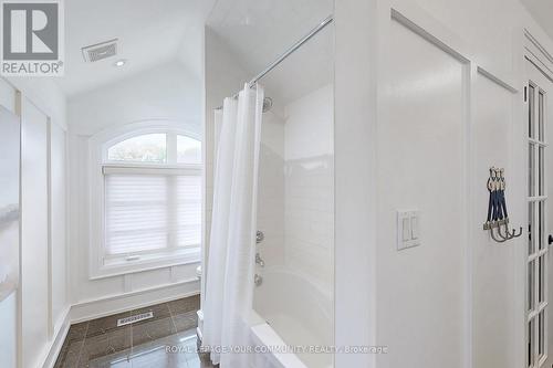 166 Grandvista Crescent, Vaughan, ON - Indoor Photo Showing Bathroom