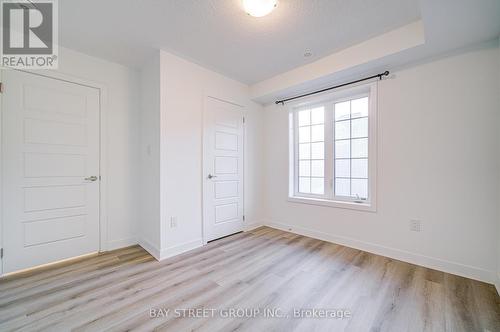 5 Selfridge Way, Whitby, ON - Indoor Photo Showing Other Room