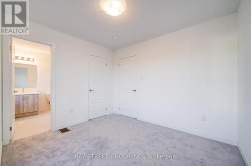 5 Selfridge Way, Whitby, ON - Indoor Photo Showing Other Room