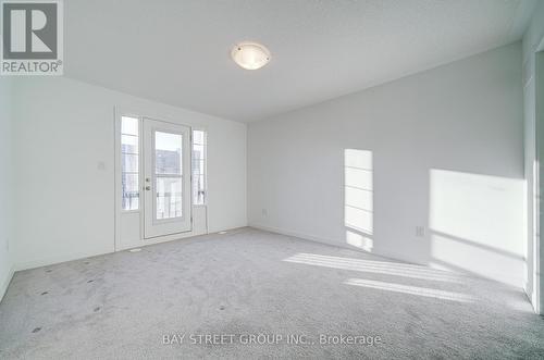 5 Selfridge Way, Whitby, ON - Indoor Photo Showing Other Room