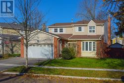 28 LONGBOW SQUARE  Toronto, ON M1W 2W7