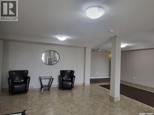 202 2141 Larter Road, Estevan, SK - Indoor