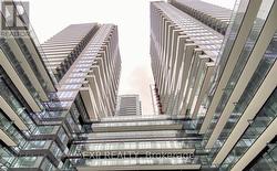 802 - 117 BROADWAY AVENUE  Toronto, ON M4P 1V3