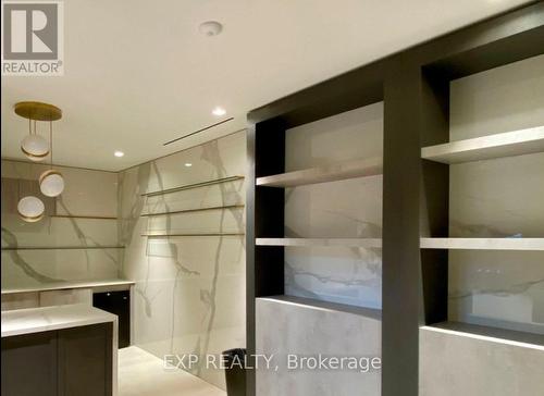 802 - 117 Broadway Avenue, Toronto, ON - Indoor Photo Showing Bathroom