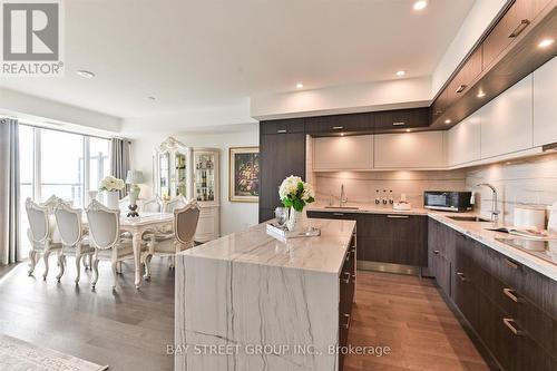 2707 - 30 Inn On The Park Drive, Toronto, ON - Indoor