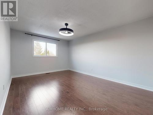 207 Kensit Avenue, Newmarket, ON - Indoor Photo Showing Other Room