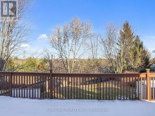 207 Kensit Avenue, Newmarket, ON - Outdoor