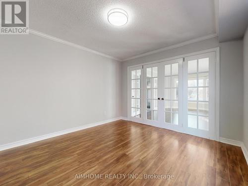207 Kensit Avenue, Newmarket, ON - Indoor Photo Showing Other Room