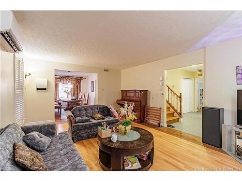 395 Kimble Dr, Fredericton, NB 