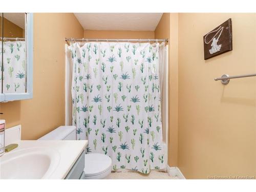 24 Edward St, Fredericton, NB 