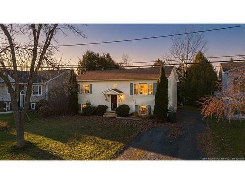 24 Edward St, Fredericton, NB 