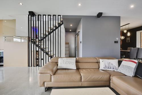 Salon - 42 Mtée De La Pointe-Aux-Sables, Cap-Santé, QC - Indoor Photo Showing Living Room