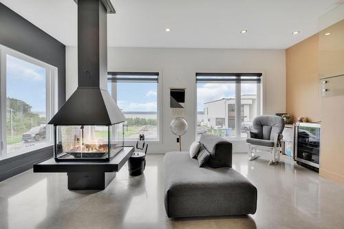 Salon - 42 Mtée De La Pointe-Aux-Sables, Cap-Santé, QC - Indoor