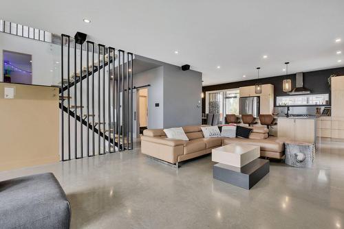 Salon - 42 Mtée De La Pointe-Aux-Sables, Cap-Santé, QC - Indoor