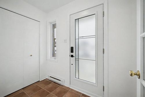 Hall - 339 Rue Ste-Marie, Sainte-Marthe-Sur-Le-Lac, QC - Indoor Photo Showing Other Room