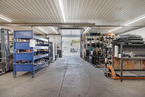 Overall view - 1000 Rue De L'Acadie, Victoriaville, QC - Indoor Photo Showing Garage