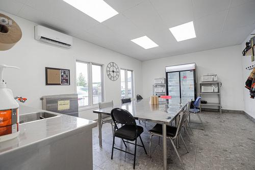 Overall view - 1000 Rue De L'Acadie, Victoriaville, QC - Indoor Photo Showing Dining Room